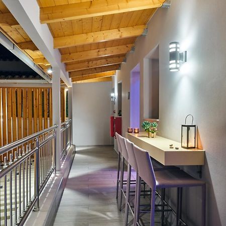 Savvas Luxury Suites Laganas Exterior photo