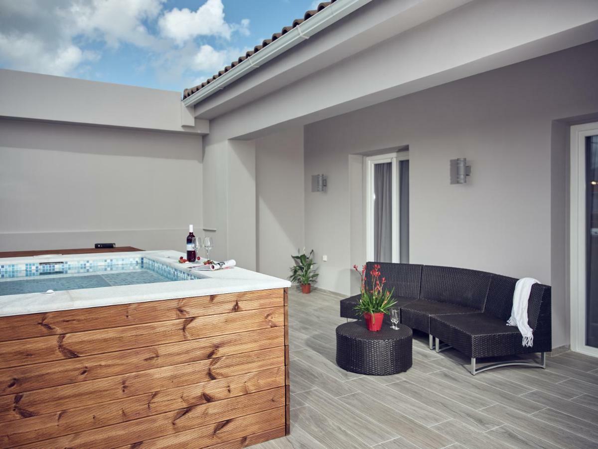 Savvas Luxury Suites Laganas Exterior photo