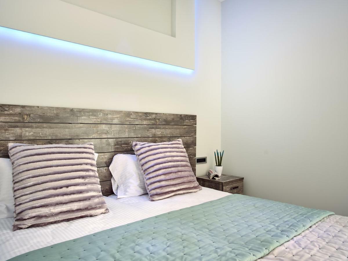 Savvas Luxury Suites Laganas Exterior photo